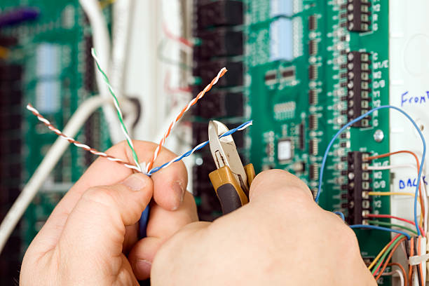 Best Industrial Electrical Services  in Carteret, NJ